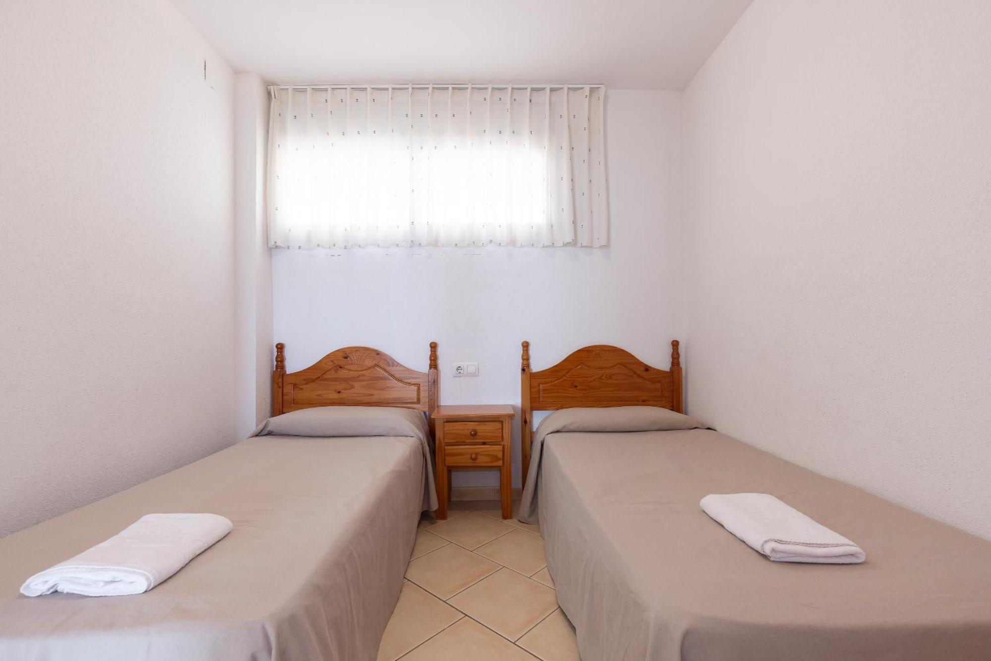 Rentalmar Gavina D'Or Apartamentos Miami Playa Zimmer foto